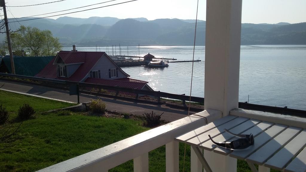 Apartement Mirador Du Fjord L'Anse-Saint-Jean Bagian luar foto