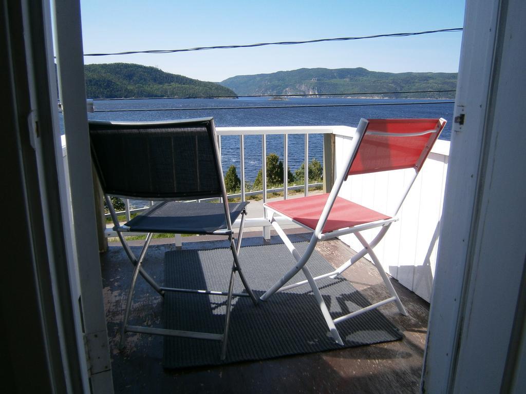 Apartement Mirador Du Fjord L'Anse-Saint-Jean Bagian luar foto