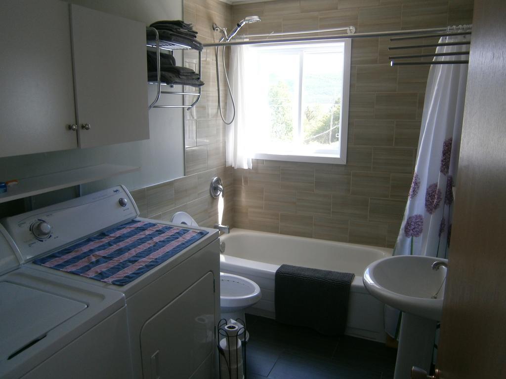 Apartement Mirador Du Fjord L'Anse-Saint-Jean Bagian luar foto