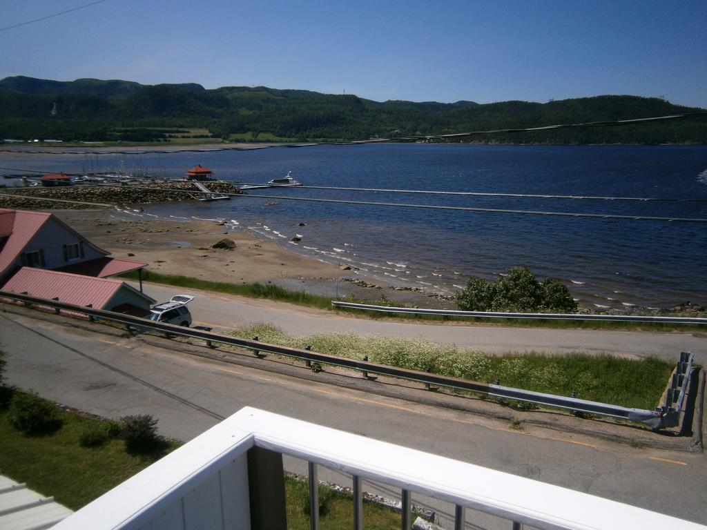 Apartement Mirador Du Fjord L'Anse-Saint-Jean Bagian luar foto