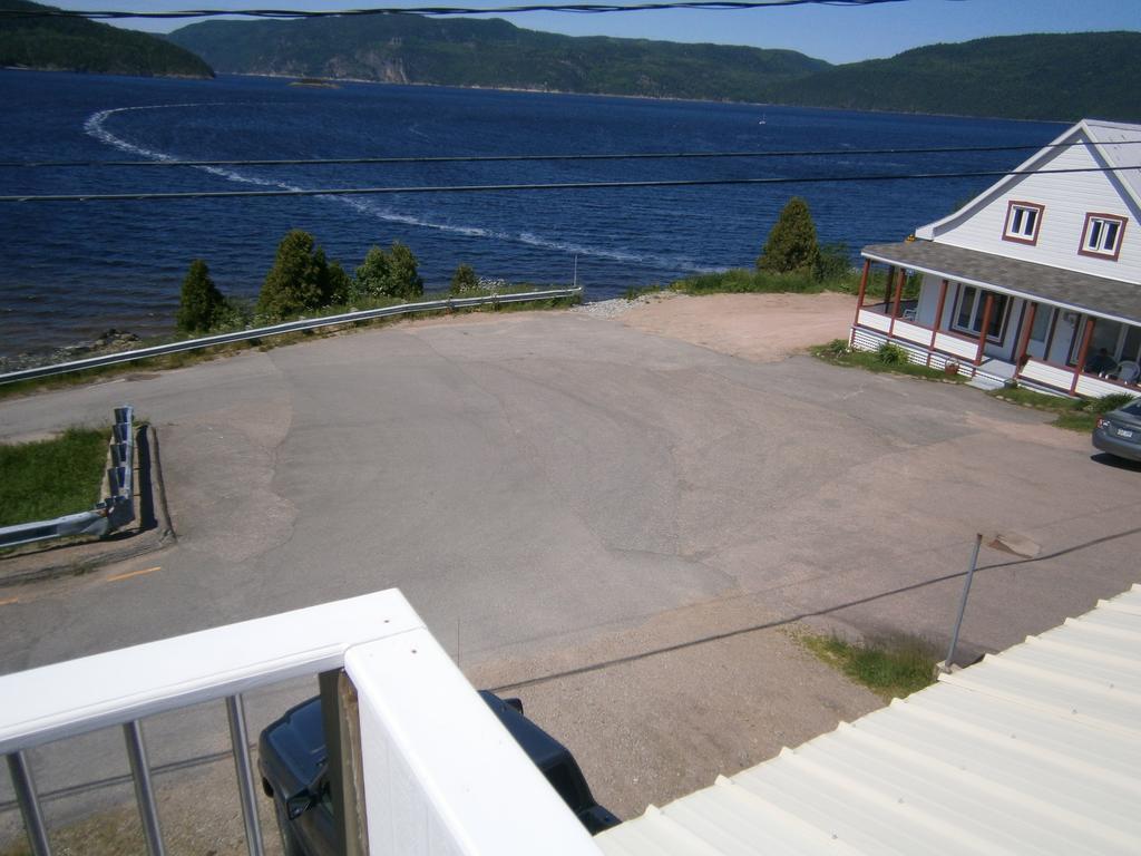 Apartement Mirador Du Fjord L'Anse-Saint-Jean Bagian luar foto