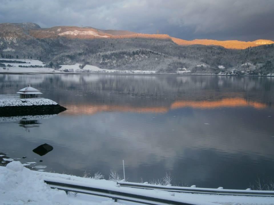 Apartement Mirador Du Fjord L'Anse-Saint-Jean Bagian luar foto